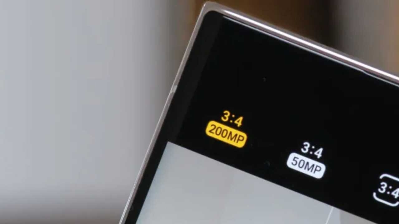 Samsung, 200 MP'lik Sensörü Yanlış Kamerada Kullanıyor 12 Samsung, 200 MP'lik Sensörü Yanlış Kamerada Kullanıyor