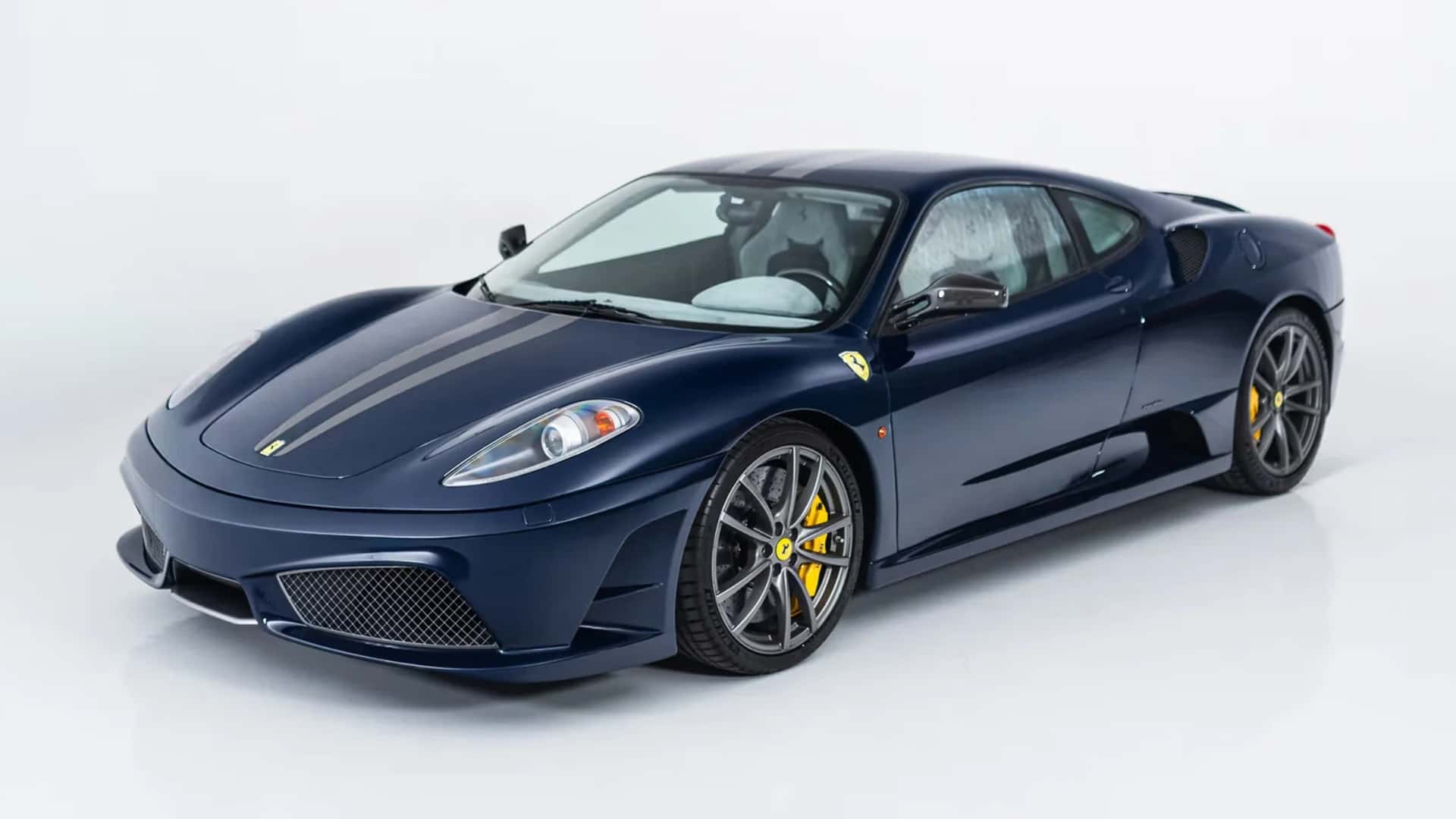 Dünyanın İlk Ferrari 430 Scuderia'sı Satışta! 25 Dünyanın İlk Ferrari 430 Scuderia'sı Satışta!
