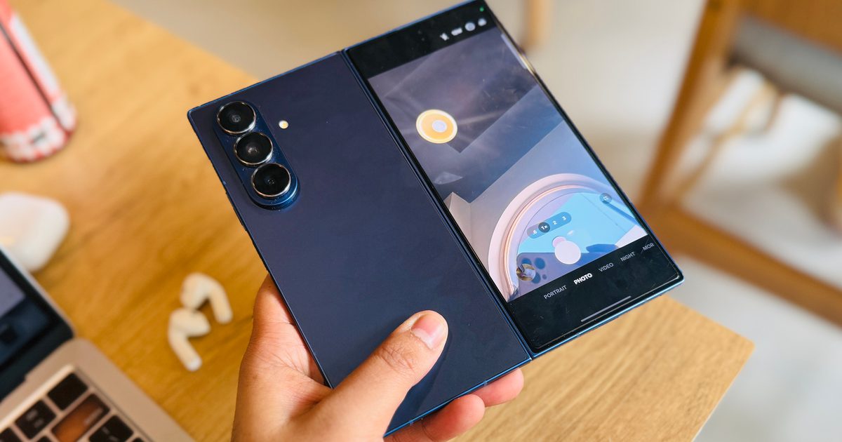 Galaxy Z Fold 8: Yeni Tasarımı ve Özellikleriyle Dikkat Çekiyor 6 Galaxy Z Fold 8: Yeni Tasarımı ve Özellikleriyle Dikkat Çekiyor